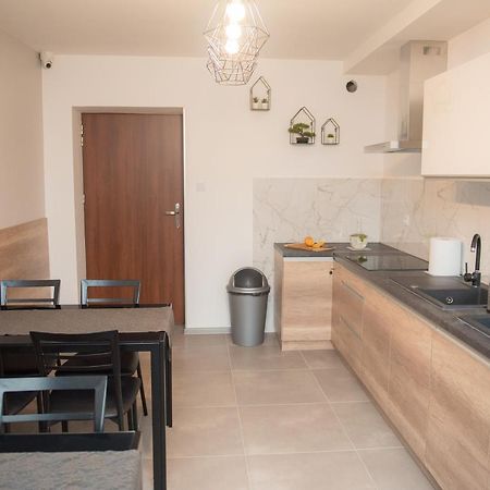 Geris Aparthotel Ζεστοκόβα Εξωτερικό φωτογραφία