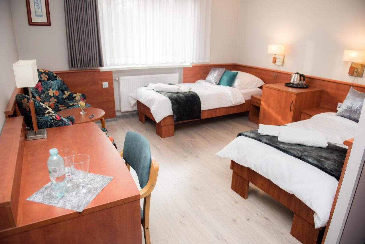 Geris Aparthotel Ζεστοκόβα Εξωτερικό φωτογραφία