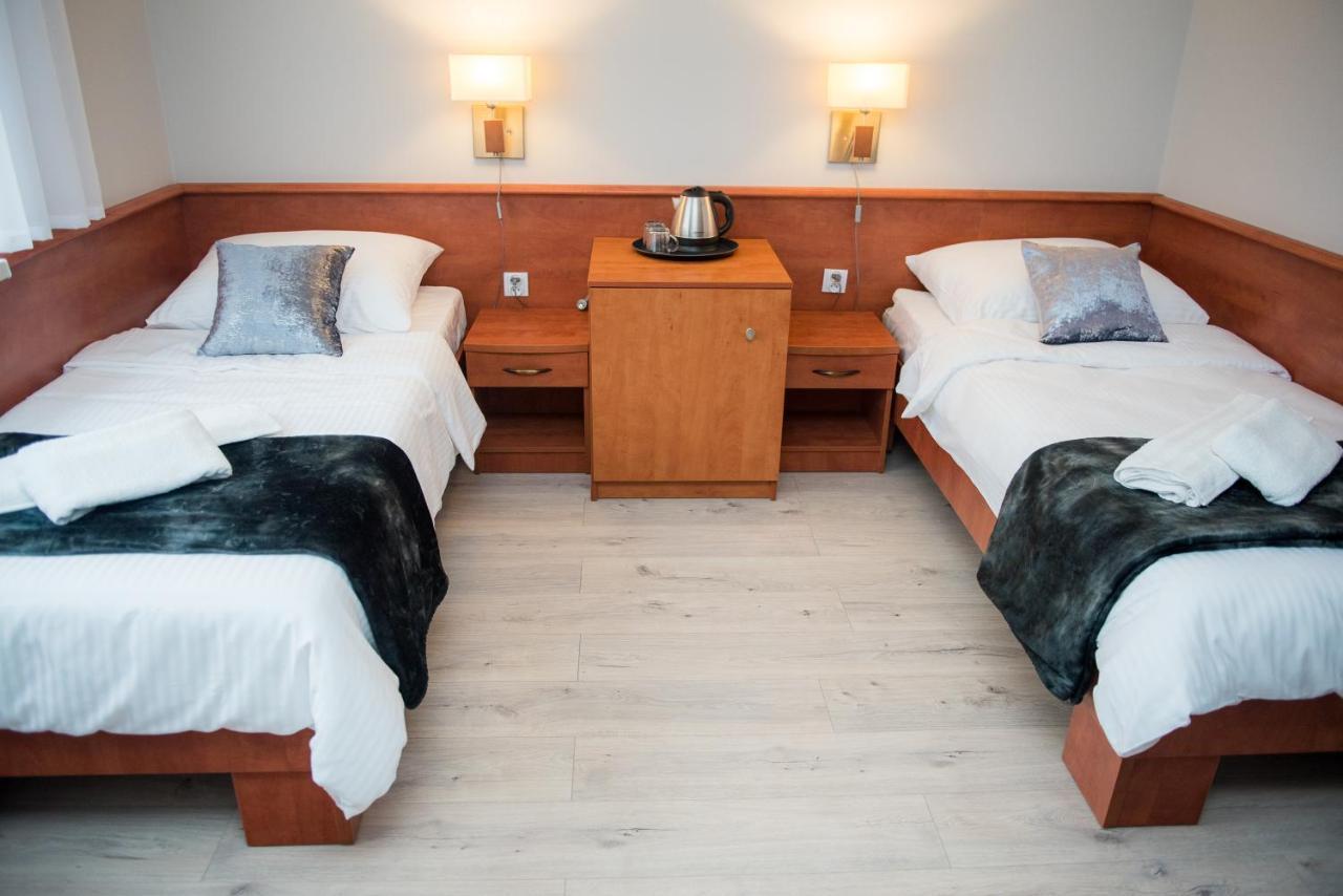 Geris Aparthotel Ζεστοκόβα Εξωτερικό φωτογραφία